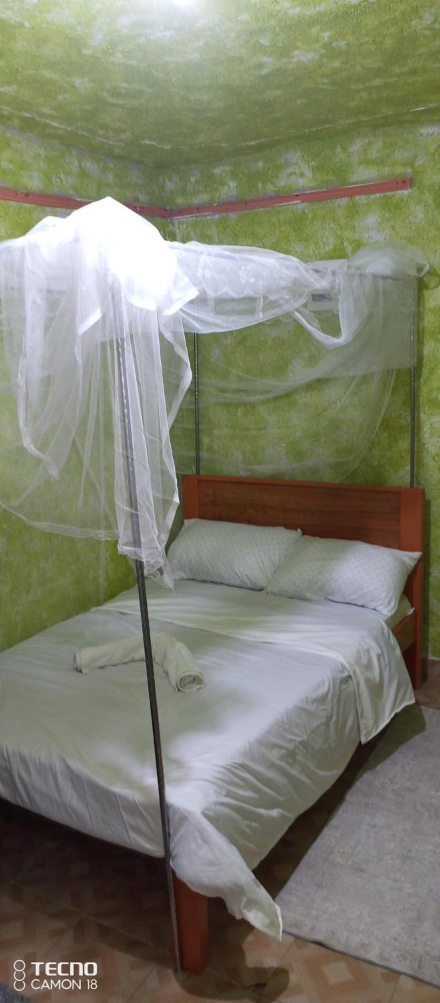 Jakes Studio Naivasha Hotel ภายนอก รูปภาพ